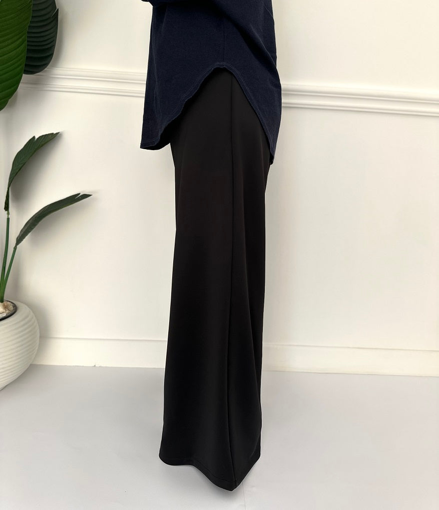 Legan Wide Leg Pants
